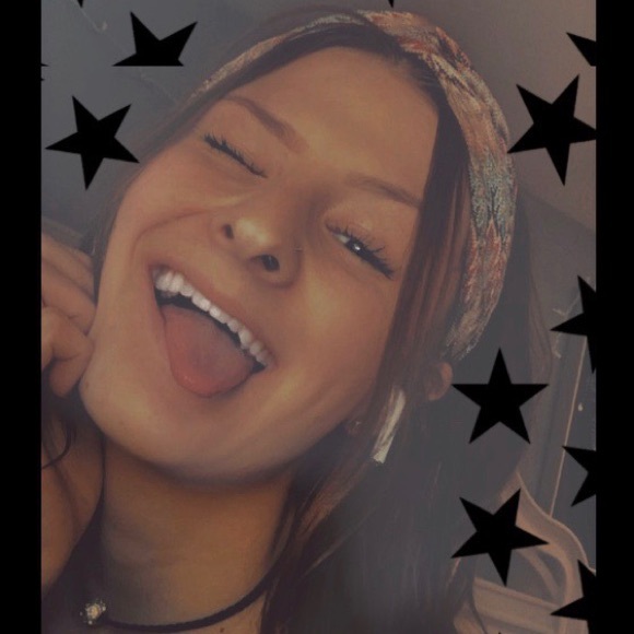 Meet your Posher, Alexa - Picture 1 of 1